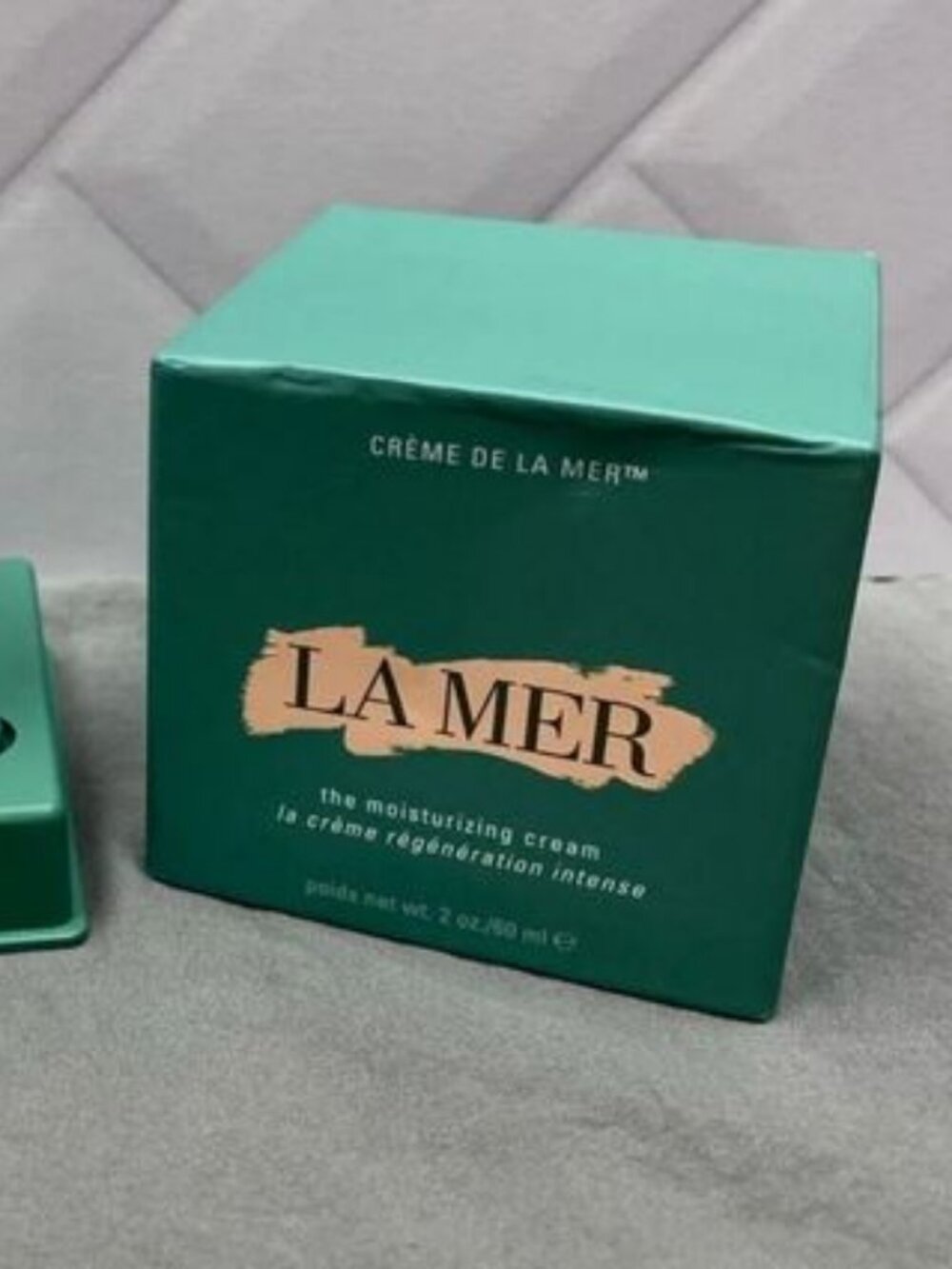 La Mer Crème de la Mer Moisturizing Cream – 2oz / 60ml